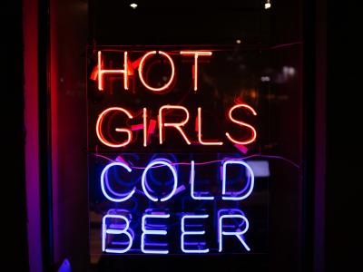 Hot girls, cold beer